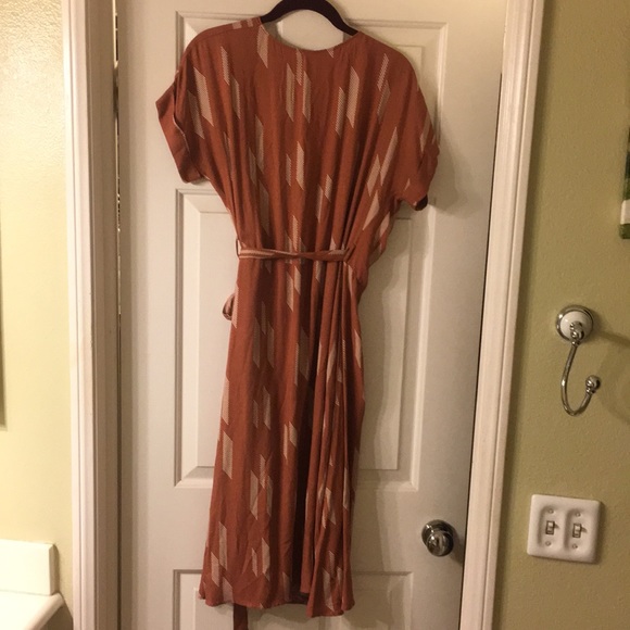 Dress - Picture 2 of 2